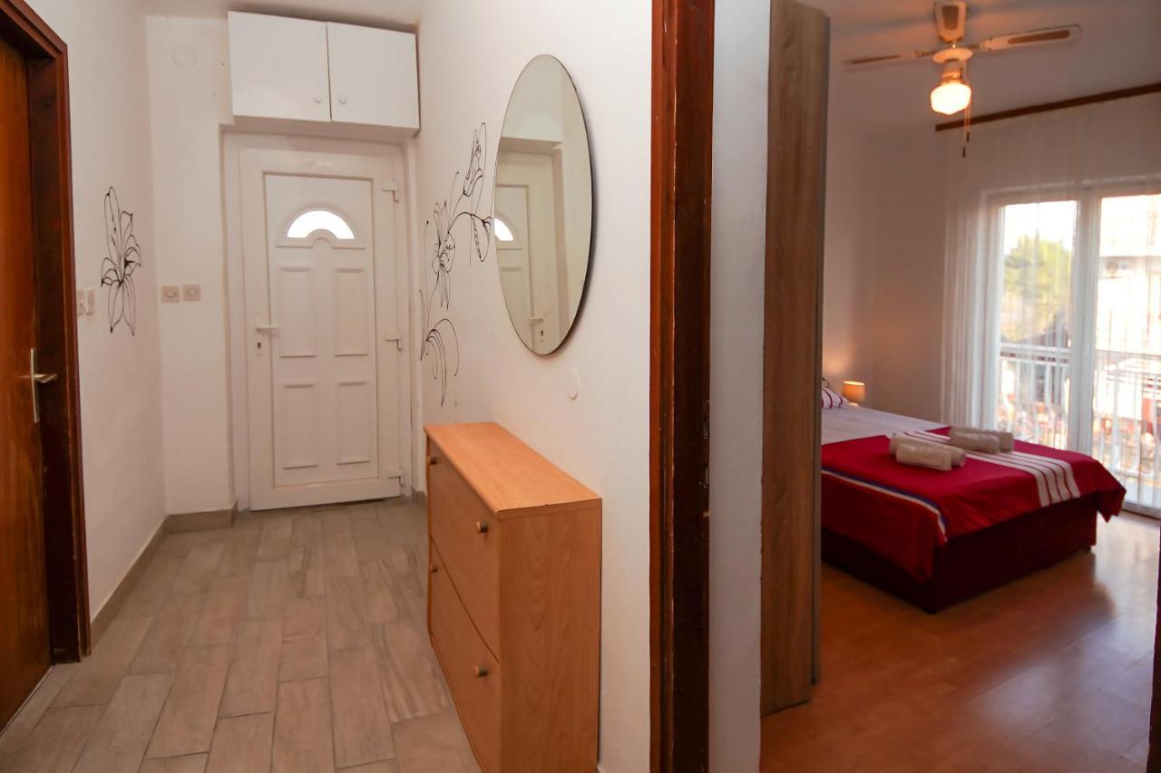 Apartment Ajdukovic โวดีเซ ภายนอก รูปภาพ